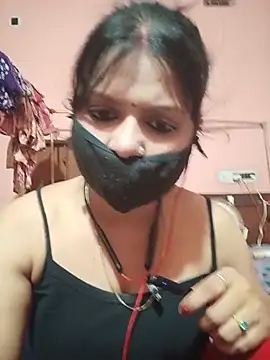 ZOYA-STRIP online show from 06.23.26