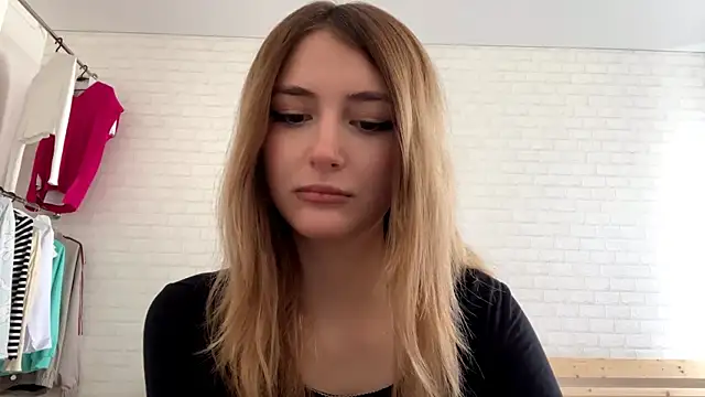 Snapshot of CicelyScolnik chatting on 05.30.26 CicelyScolnik online show from 05.30.26