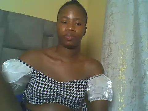 Snapshot of Cuteebony16 chatting on 05.19.26 Cuteebony16 online show from 05.19.26