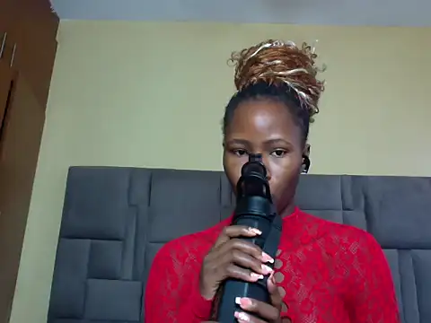 Cuteebony16 online show from 07.04.26