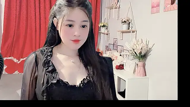 Bee-Cherry online show from 06.05.26