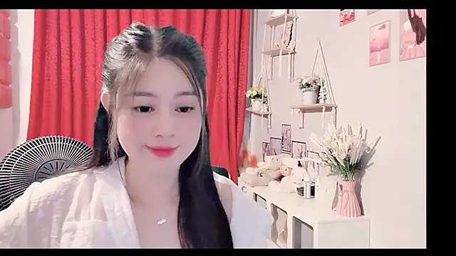 Bee-Cherry online show from 06.07.26