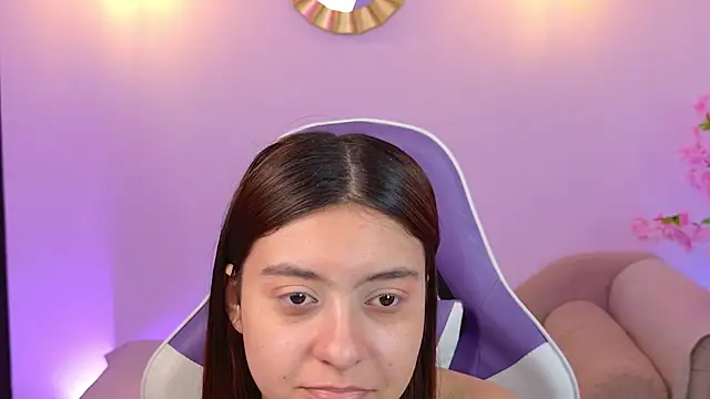 Snapshot of mayavexx chatting on 06.18.26 mayavexx online show from 06.18.26