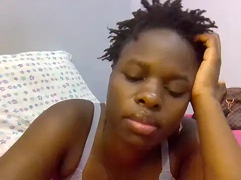 Snapshot of ebonyprincess2 chatting on 06.21.26 ebonyprincess2 online show from 06.21.26