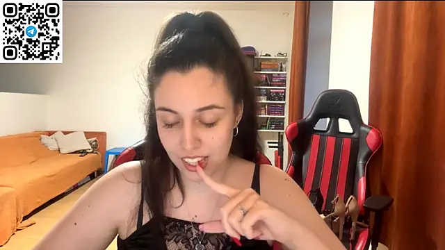 Snapshot of SweetFenomen67 chatting on 07.02.26 SweetFenomen67 online show from 07.02.26