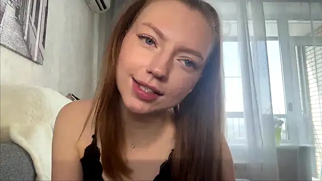 Snapshot of Auroralgnis chatting on 05.28.26 Auroralgnis online show from 05.28.26