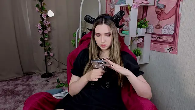 NocturneHuntress online show from 06.22.26