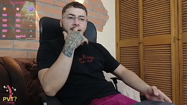 Brandon 01 online show from 05.26.26
