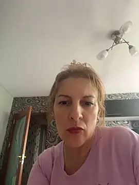Hot-Milf4U online show from 05.20.26