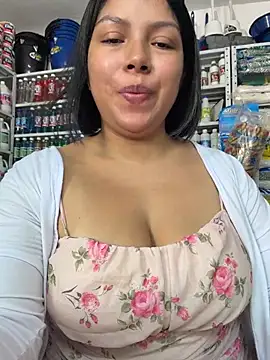Snapshot of ISABELLA__LUNA chatting on 07.17.26 ISABELLA LUNA online show from 07.17.26