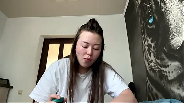ChelsieThuman online show from 06.08.26