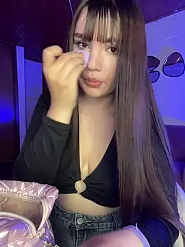 Snapshot of Angela_pink18 chatting on 05.23.26 Angela pink18 online show from 05.23.26