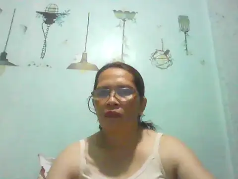 momshe2026 online show from 06.10.26