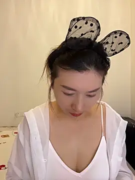 qiuqiu 018 online show from 05.26.26