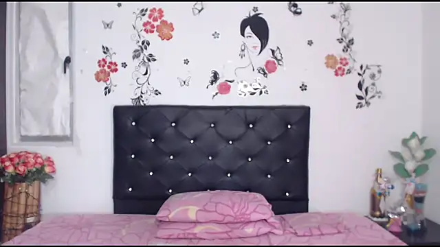 sashaxhot21 online show from 12.15.25