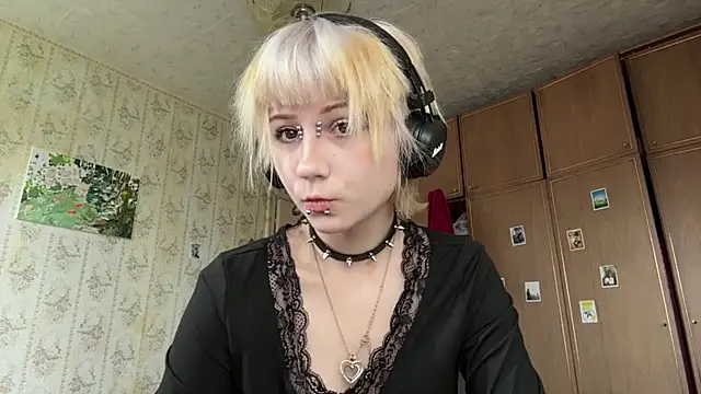 FatimahFroman online show from 05.22.26