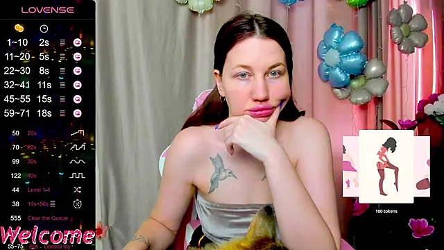 Snapshot of Arya_Curves chatting on 06.14.26 Arya Curves online show from 06.14.26