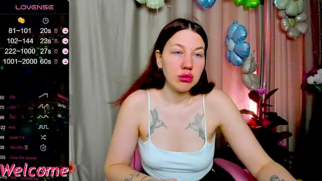 Snapshot of Arya_Curves chatting on 06.16.26 Arya Curves online show from 06.16.26