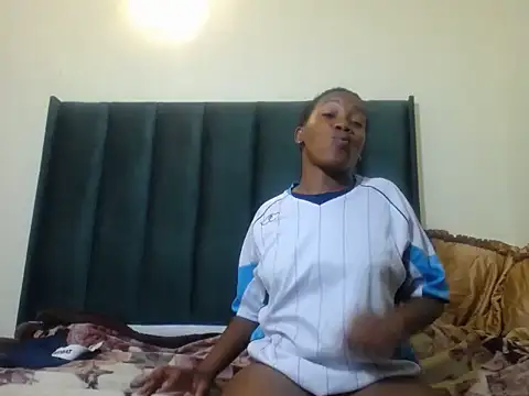 TypicalBaddiex online show from 05.25.26