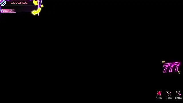 Snapshot of SophiaWild_ chatting on 06.20.26 SophiaWild online show from 06.20.26