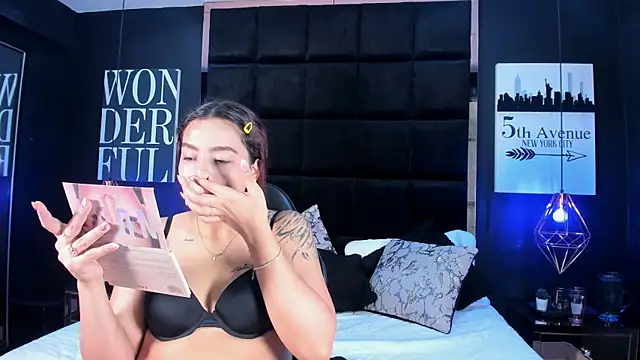 AmyyScott online show from 06.10.26