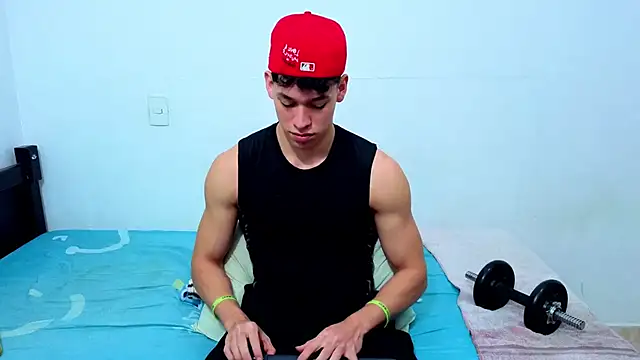 Luke Muscle online show from 06.09.26