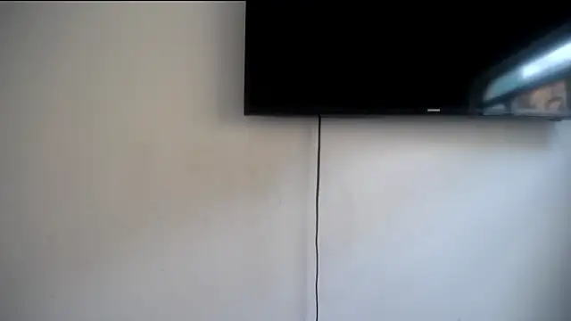 Fox Loves online show from 06.10.26
