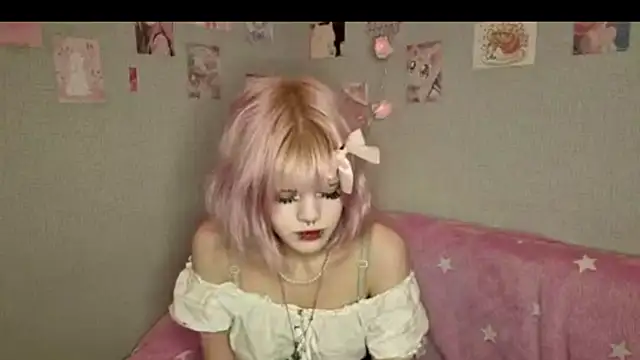 Snapshot of VelvetAlice chatting on 06.25.26 VelvetAlice online show from 06.25.26