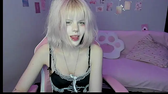Snapshot of VelvetAlice chatting on 07.14.26 VelvetAlice online show from 07.14.26