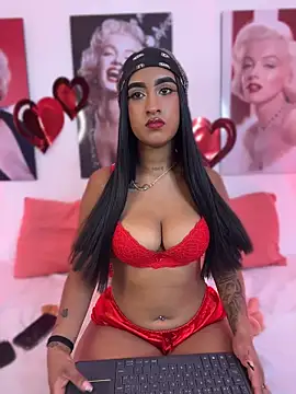 Snapshot of SofiaVitali_ chatting on 05.25.26 SofiaVitali online show from 05.25.26