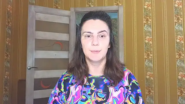warm pearl online show from 05.25.26