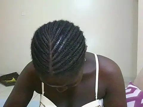 Snapshot of shugabaibe chatting on 06.27.26 shugabaibe online show from 06.27.26