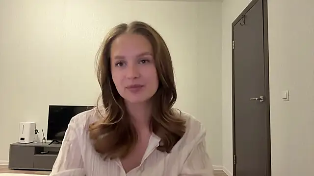 Beverly Smith online show from 06.10.26