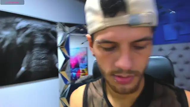CHRIS GREY online show from 07.07.26