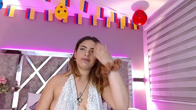 Daranaa  online show from 06.16.26