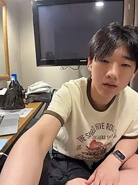 k-kinky online show from 07.06.26
