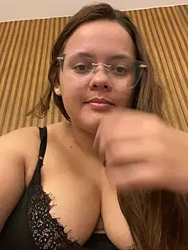 Snapshot of Laryssinha_69 chatting on 07.02.26 Laryssinha 69 online show from 07.02.26