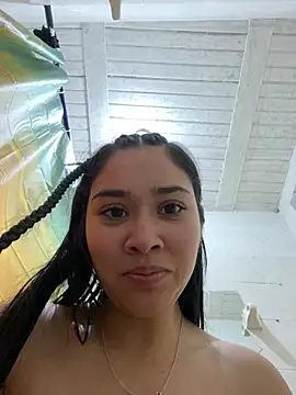 Snapshot of adaira31 chatting on 06.12.26 adaira31 online show from 06.12.26