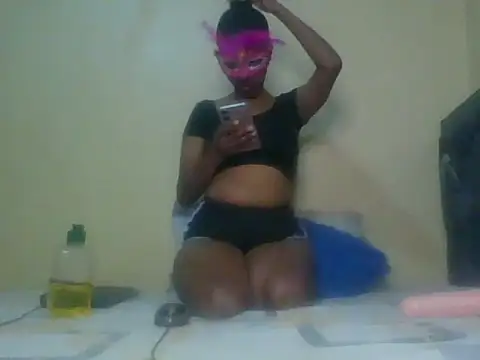 Snapshot of Eebonydiva chatting on 07.17.26 Eebonydiva online show from 07.17.26