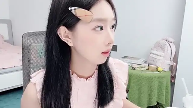 Yoyo33355 online show from 06.25.26