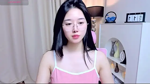Snapshot of miuu6868 chatting on 06.11.26 miuu6868 online show from 06.11.26