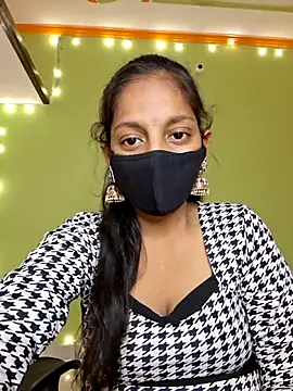 Miss Aaisha online show from 06.18.26