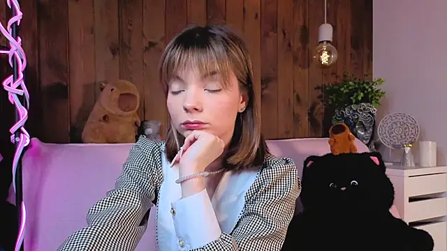 IvoryPesante online show from 06.18.26