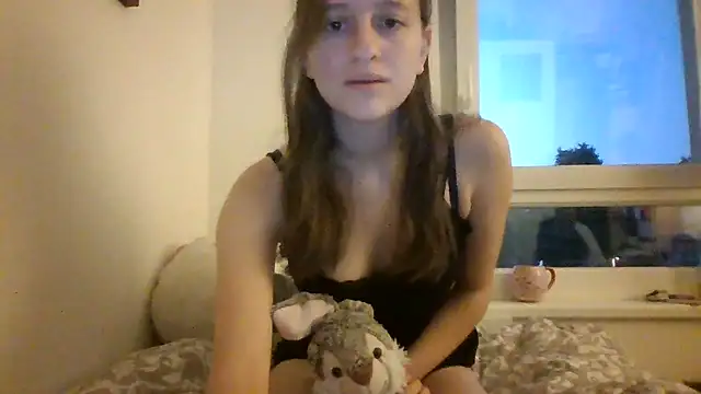 SoftieSophie online show from 05.26.26