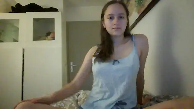 SoftieSophie online show from 05.27.26