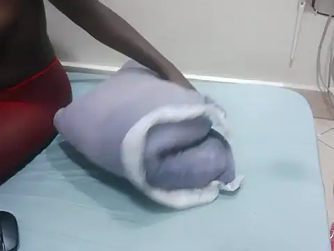 darkbeuty01 online show from 06.19.26
