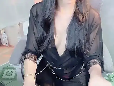 -Naomii  online show from 07.13.26