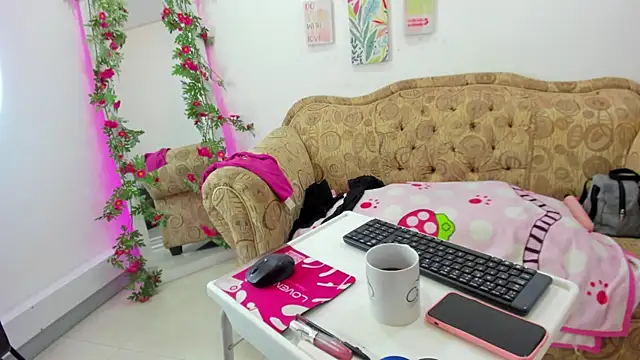 victoriagomez 1 online show from 05.30.26