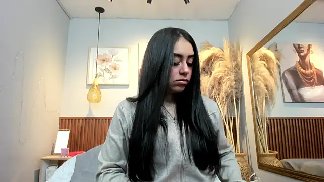 Snapshot of CARLA_FERRERM chatting on 07.14.26 CARLA FERRERM online show from 07.14.26