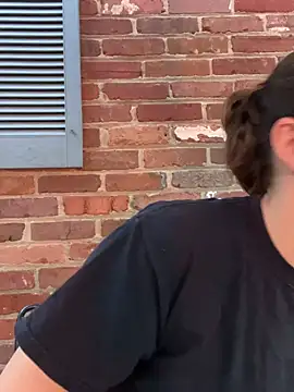 amberhotts2025 online show from 07.25.26